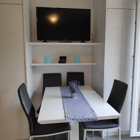 Studio In The Center Lara